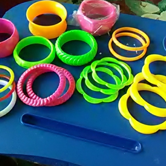 Bundle of bracelets - Picture 2 of 2